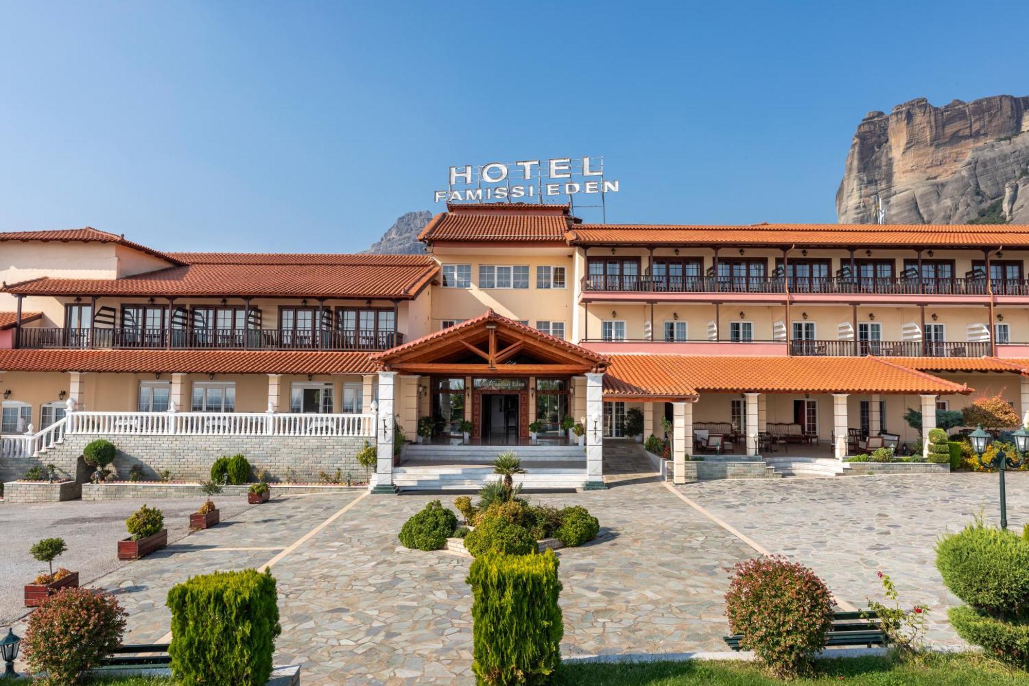 Famissi Eden Hotel Kalambaka Exterior photo